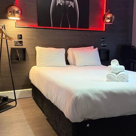 Elegant 1Bedroom Flat With Jacuzzi In A Prime Location لندن المظهر الخارجي الصورة